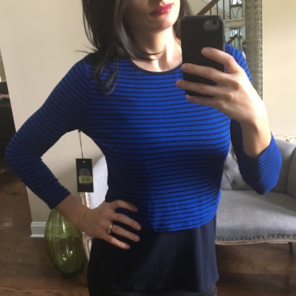 ✨NWT✨Vince Camuto Top - Picture 3 of 7